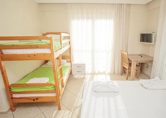 Отель Kampues Garden 4*