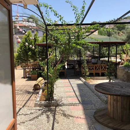 Kampues Garden فندق فتحية