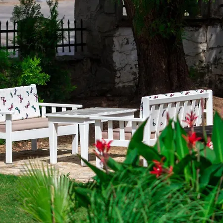 Kampues Garden Hotel 4*