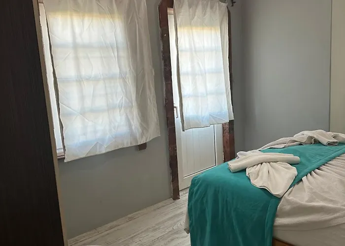 Kampues Garden Φετιγιέ